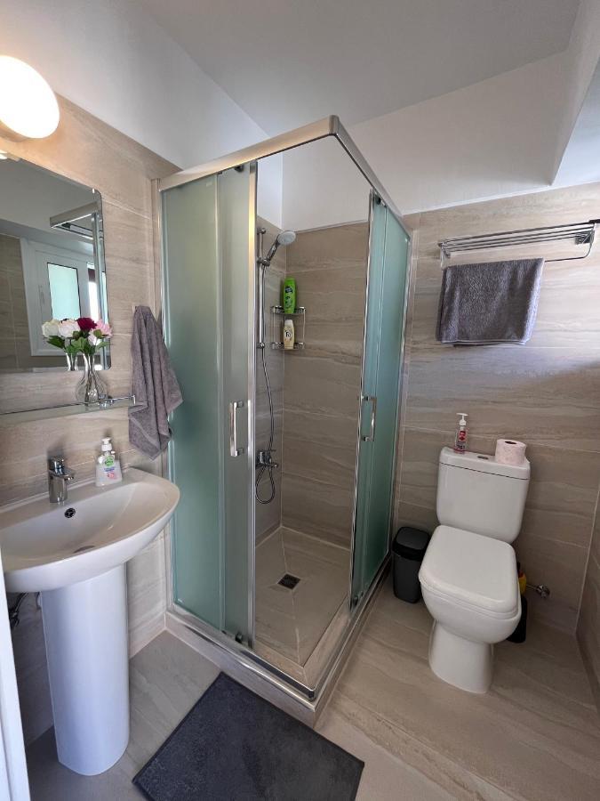 Papho'S Mare Apts Paphos 外观 照片